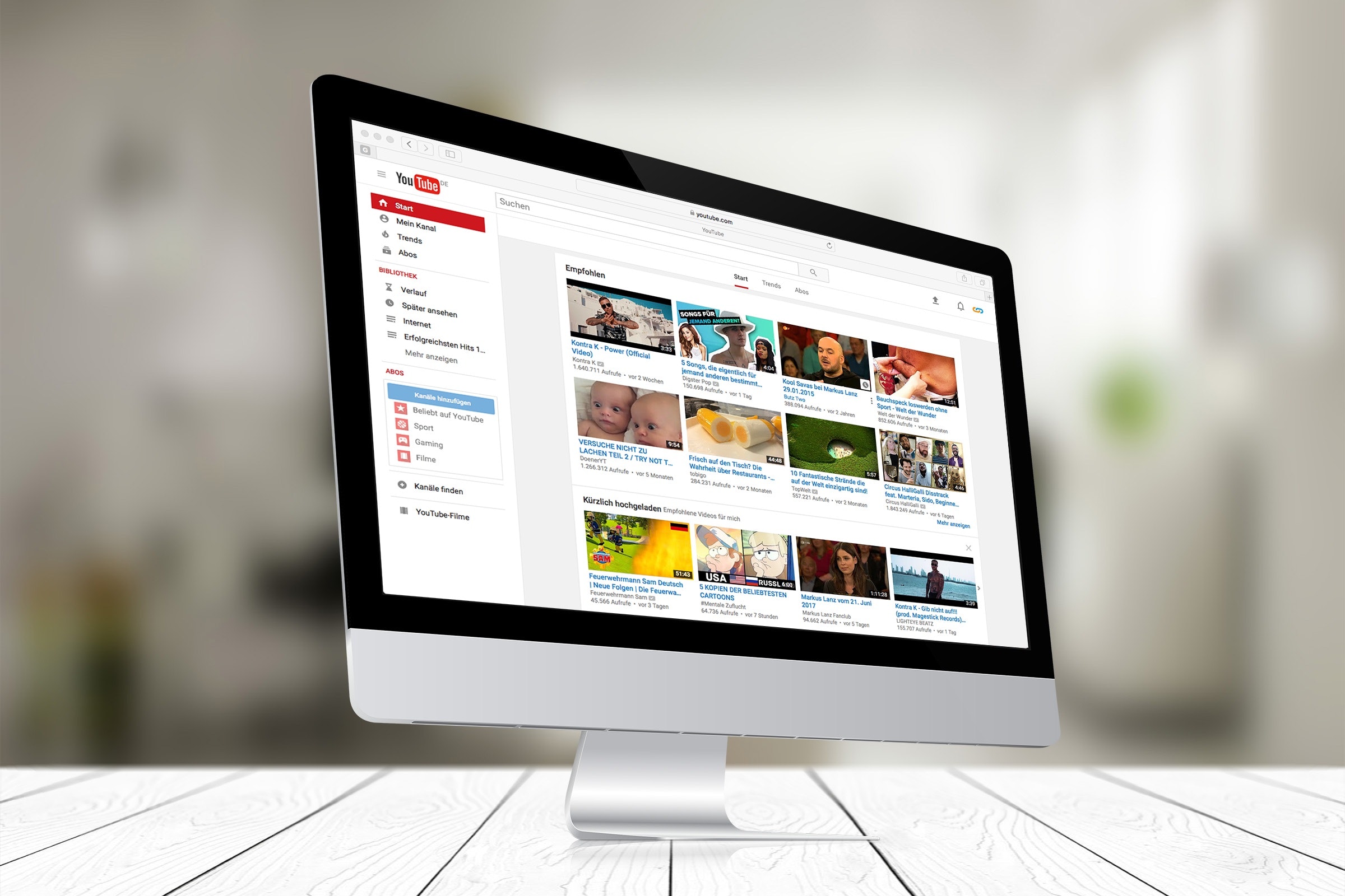 How to Create a YouTube Title That Attracts Viewers