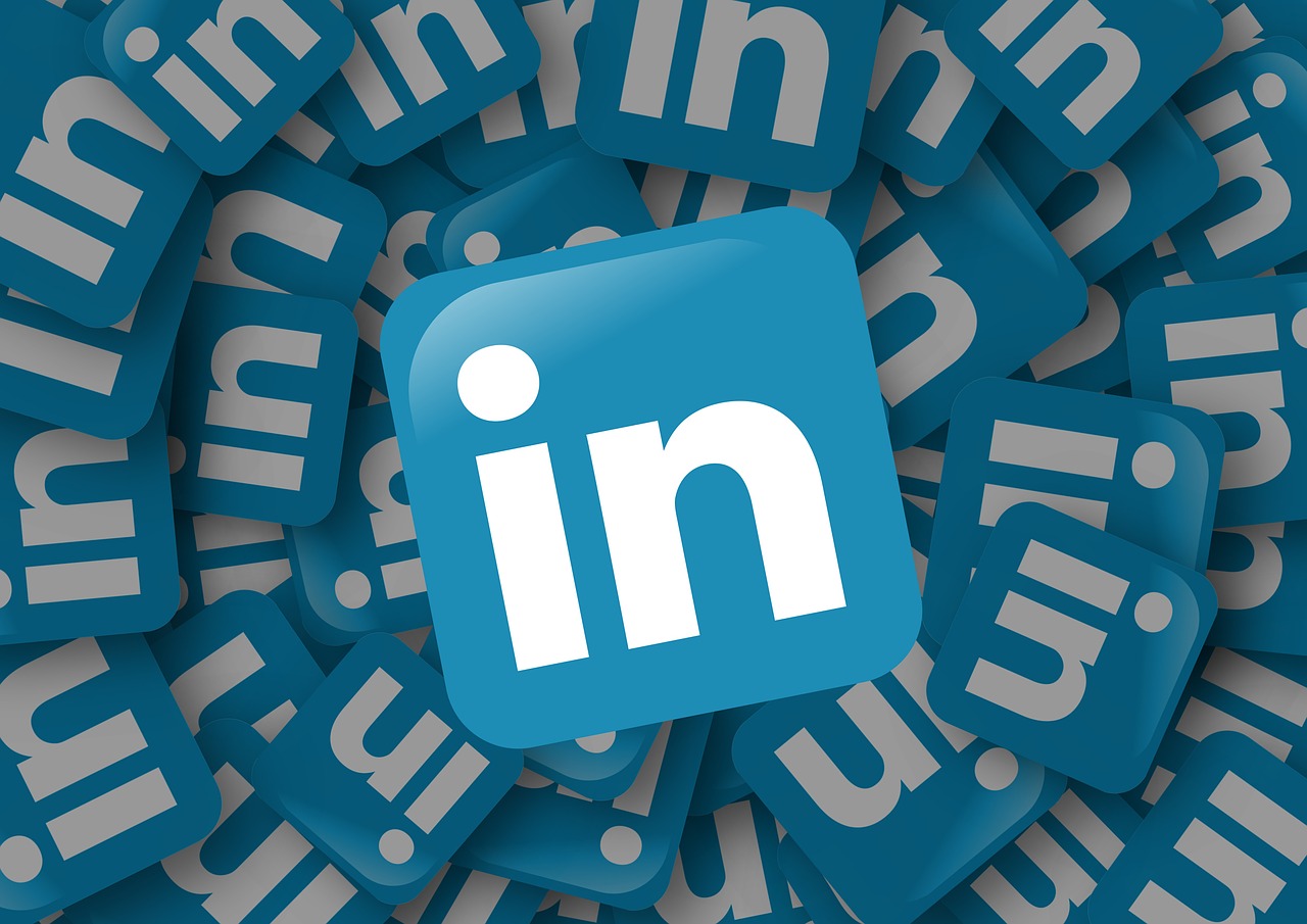 linkedin ads: a guide to linkedin advertising